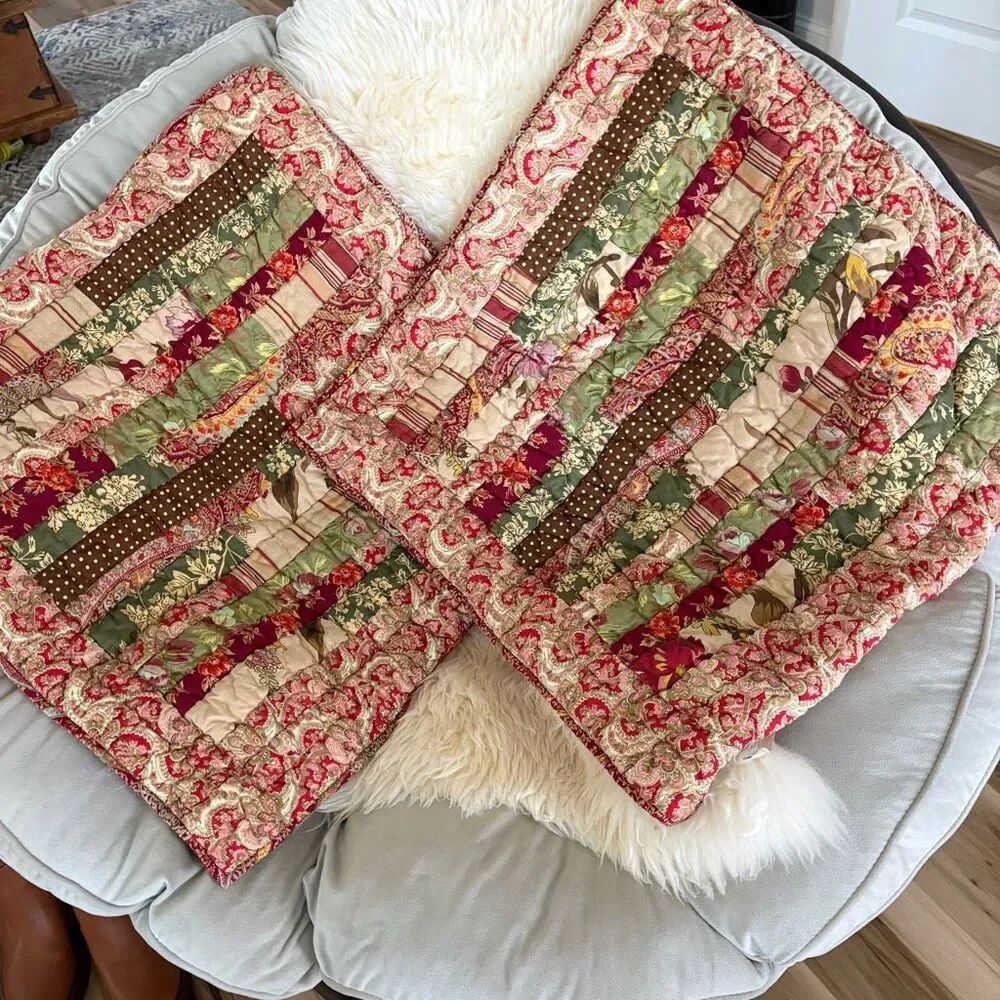 Pottery Barn Floral Patchwork Quilted Cotton Euro Cottage 25x25 Set of 2 Sham